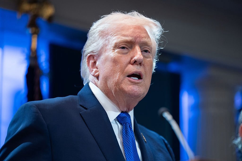 US-Iran Tensions Deepen as Trump Unveils New Economic War on Tehran