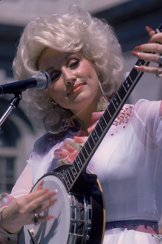 Dolly Parton’s Death Marks the End of an Era for Country Music
