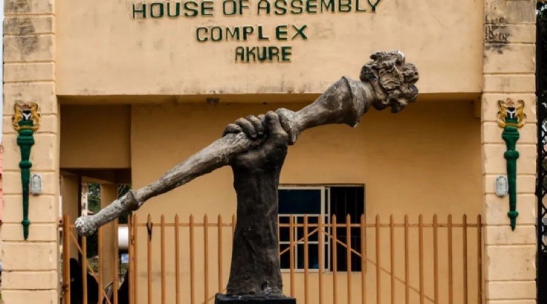 Oladiji Impeachment: Ondo Lawmakers Say ‘No Going Back’ After Assembly Disruption