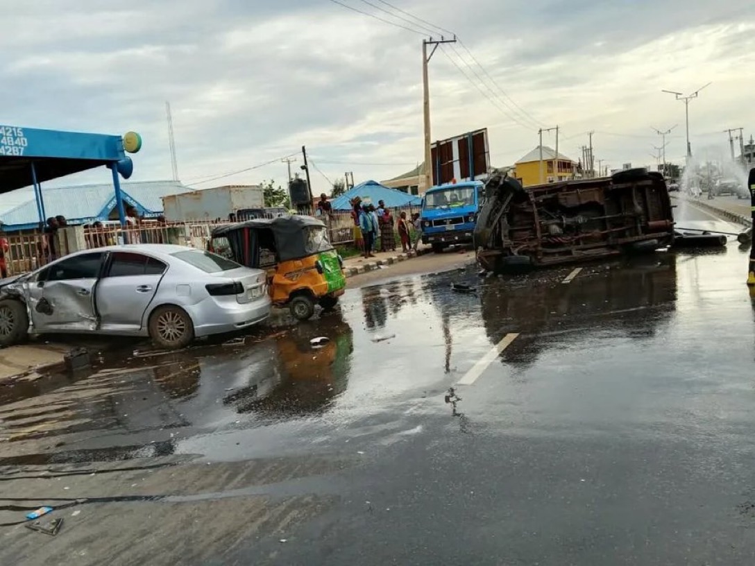 Fire Risk Forces Road Closure After Gas Truck Collision in Ilorin