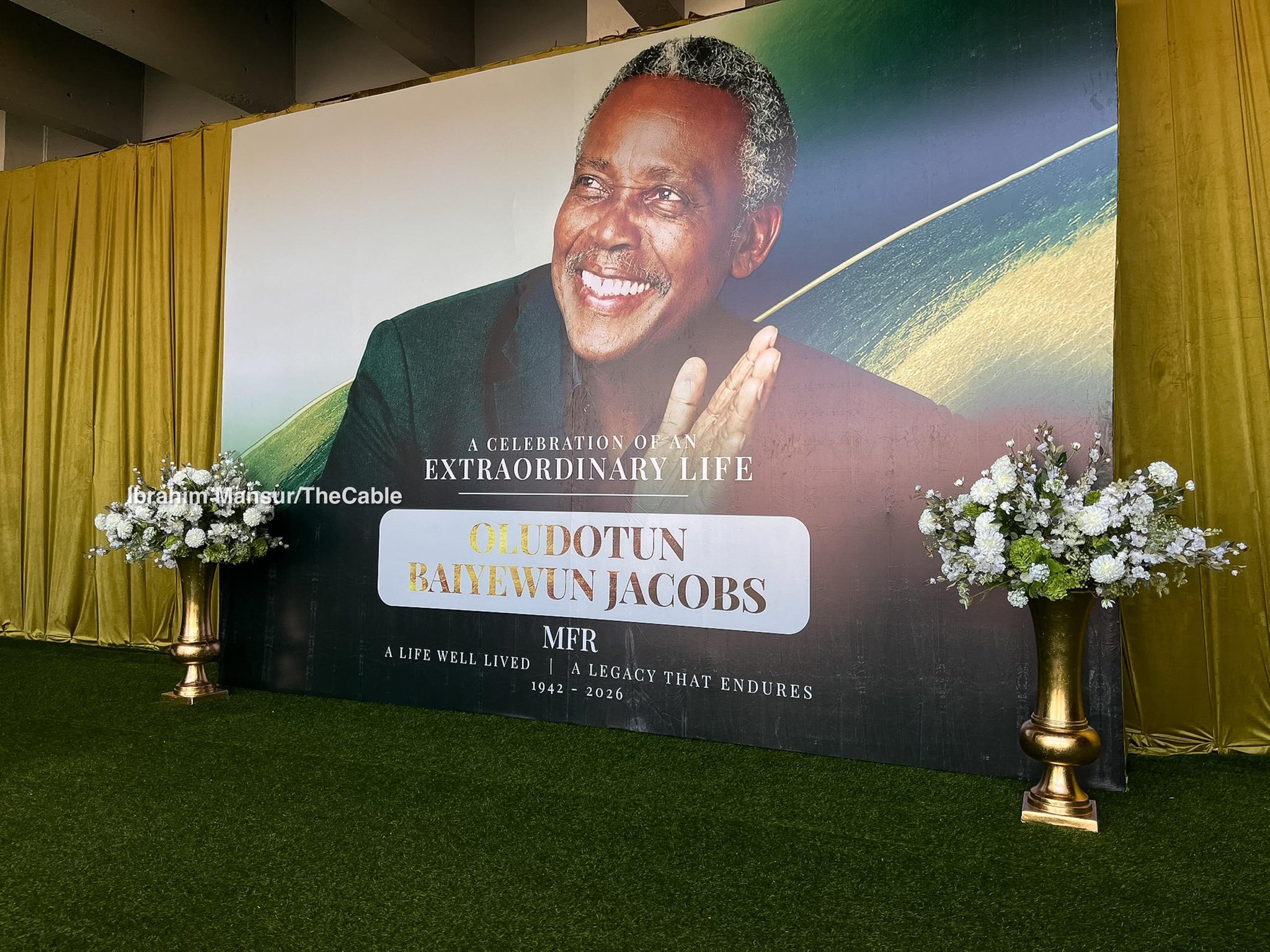 The Curtain Falls on a Legend: Nollywood Bids Olu Jacobs Final Farewell