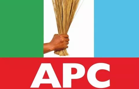 APM Exodus: Over 1,000 Members Defect to APC in Oyo, Allege Poor Treatment