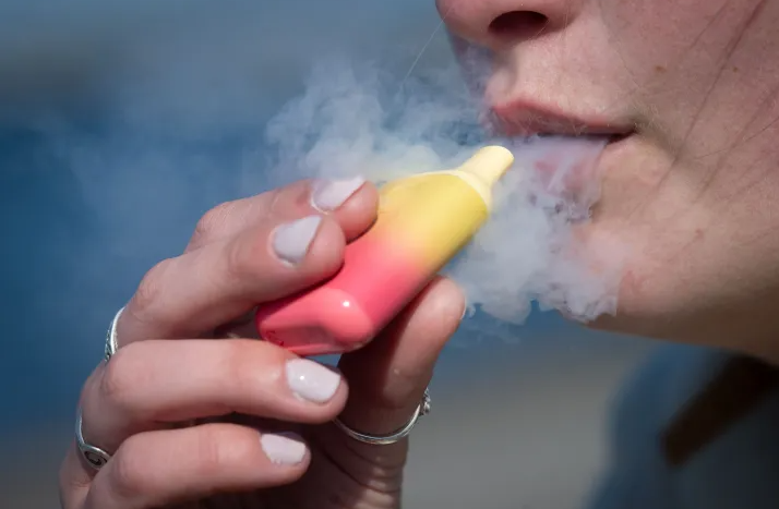 UK to ban vape vending machines, stricter age rules take effect October 29