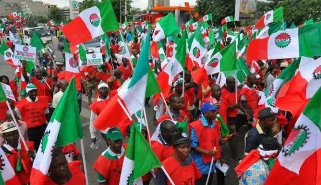 FG, labour strike eight-point deal on workers’ allowances, welfare